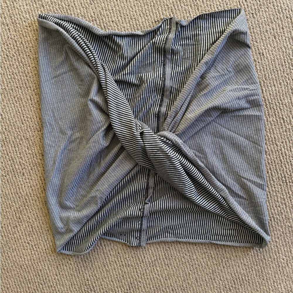 Lululemon infinity scarf